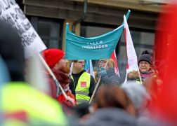 Wieder Hunderte Protestieren In Jena 18